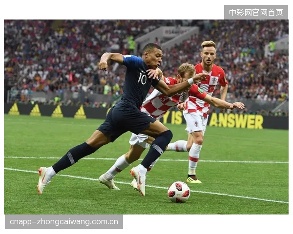 德尚手握战术变速器，法国队后手储备足以应对多线战事的高强度消耗。